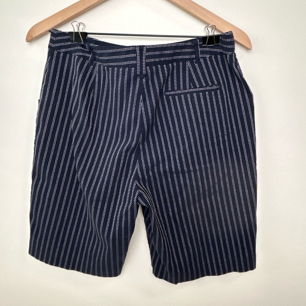 EP Pro Golf Shorts Women’s 10 Navy White Stripe 9” Inseam Bermuda #PreppyStyle - Picture 4 of 6